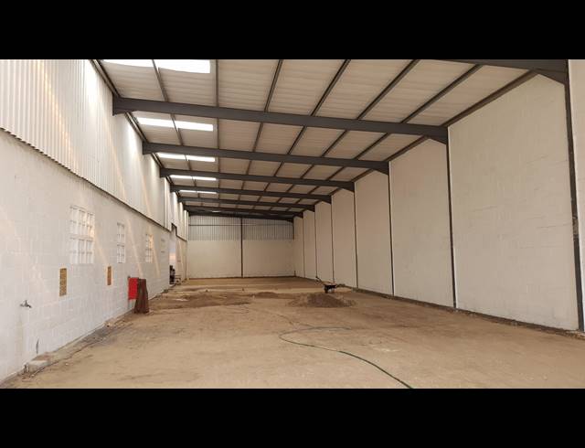 560M² FACTORY TO LET IN BLACKHEATH INDUSTRIAL